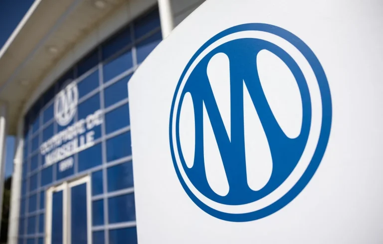 Marseille : le maire Benoît Payan demande le remplacement du nouveau logo de l&rsquo;OM.