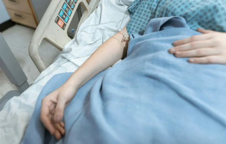 Quand Washington s'inquiète : l'euthanasie d'une jeune Espagnole, un scandale pour les conservateurs en déroute !