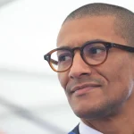 Conflit entre le maire de Saint-Ouen et Master Poulet sur l&rsquo;utilisation d&rsquo;espaces publics.