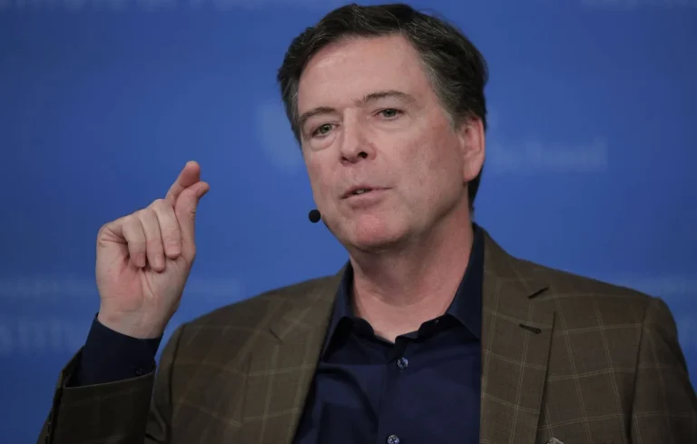 États-Unis : Un ancien directeur du FBI accusé de menaces de mort contre Trump