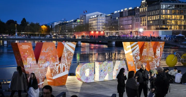 Genève : Le salon Watches and Wonders, un écrin de luxe sous une menace mortelle