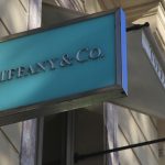 Quand le luxe s'invite dans les villes RN : entre absurdités locales et dirigeants conservateurs en déroute