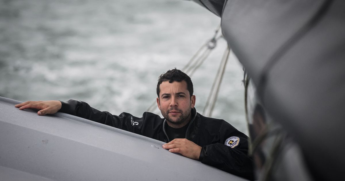 Voile : Guirec Soudée bat le record du premier tour du monde à l'envers en multicoque en moins de 100 jours - ICI
