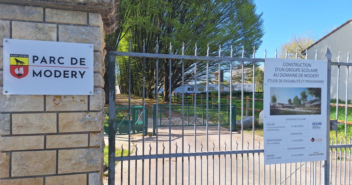 À Saint-Loubès, un collectif de parents proteste contre l'arrêt du chantier de l'école de Modery par le nouveau maire - ICI