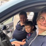 "Je ne réalise pas" : cette habitante de La Flèche remporte une voiture lors d'un jeu concours organisé par son boucher - ICI