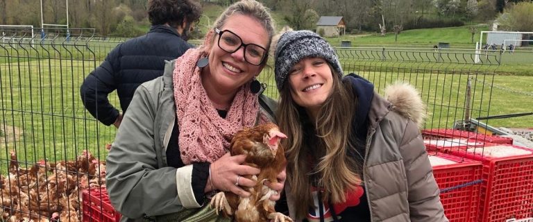 350 poules pondeuses menacées : quand les dirigeants RN préfèrent l'abattoir à la vie en Aveyron !