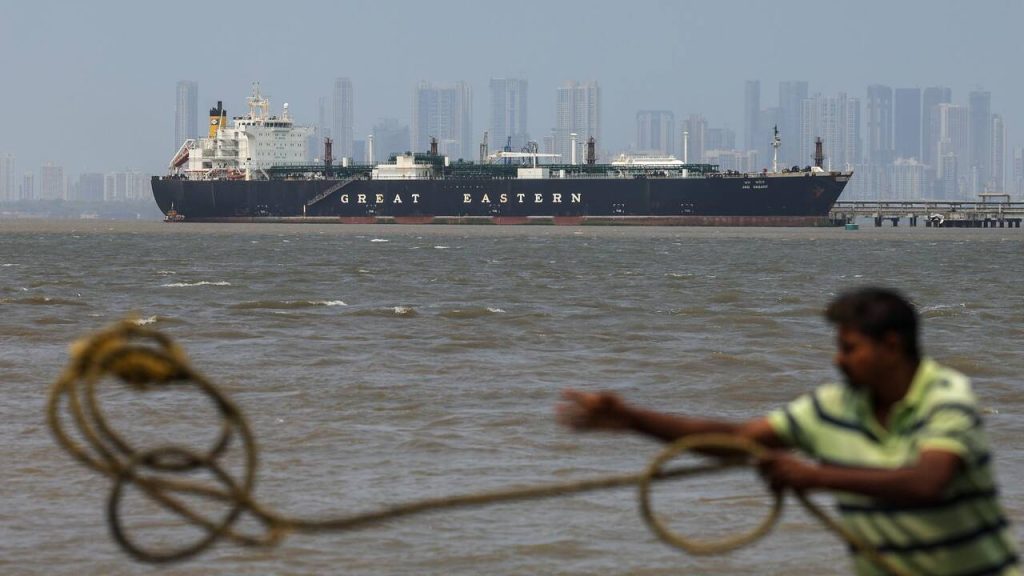 Des péages dans le détroit d'Ormuz : quand les dirigeants RN transforment l'absurde en norme !