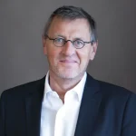 Quand les mots résonnent : les absurdités des dirigeants RN et leur langage détonnant en ville