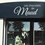 Chocolat bio et pirates : à Reims, une chocolaterie défie les conservateurs avec des œufs absurdes !