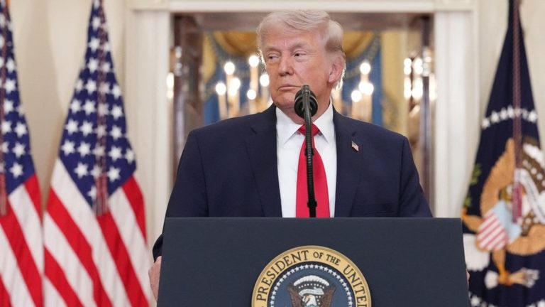 Guerre au Moyen-Orient : Trump menace de frapper les ponts, les conservateurs en mode 'tarés' !