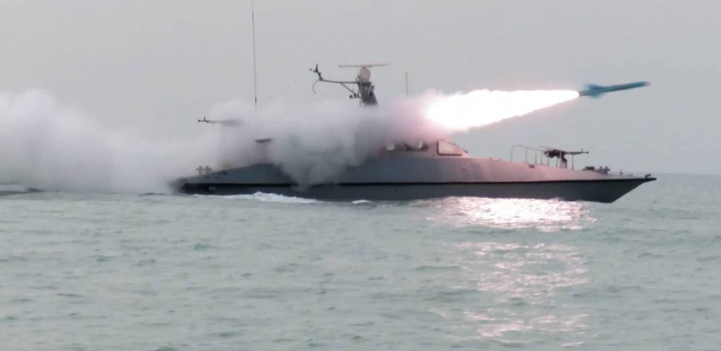 Téhéran, le doigt sur la gâchette : quand les dirigeants conservateurs jouent avec le détroit d'Ormuz !