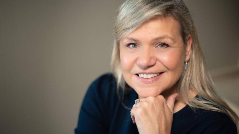 Laurence Devillairs : Quand la vengeance des villes RN révèle l'absurdité des dirigeants conservateurs