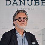 En Hongrie, « les gens semblent croire que c’est là le but de l’existence, que le sens de la vie se trouve dans les loisirs, d’un point de vue philosophique »