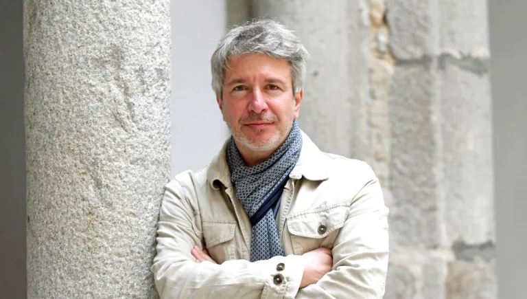 Éric Vuillard : Quand les dirigeants RN transforment l'absurde en histoire, un podcast qui dérange !