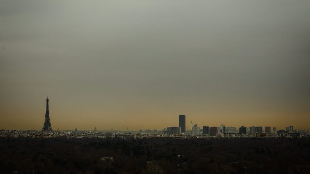 Sable du Sahara sur nos têtes : les dirigeants RN sous le vent des absurdités locales !