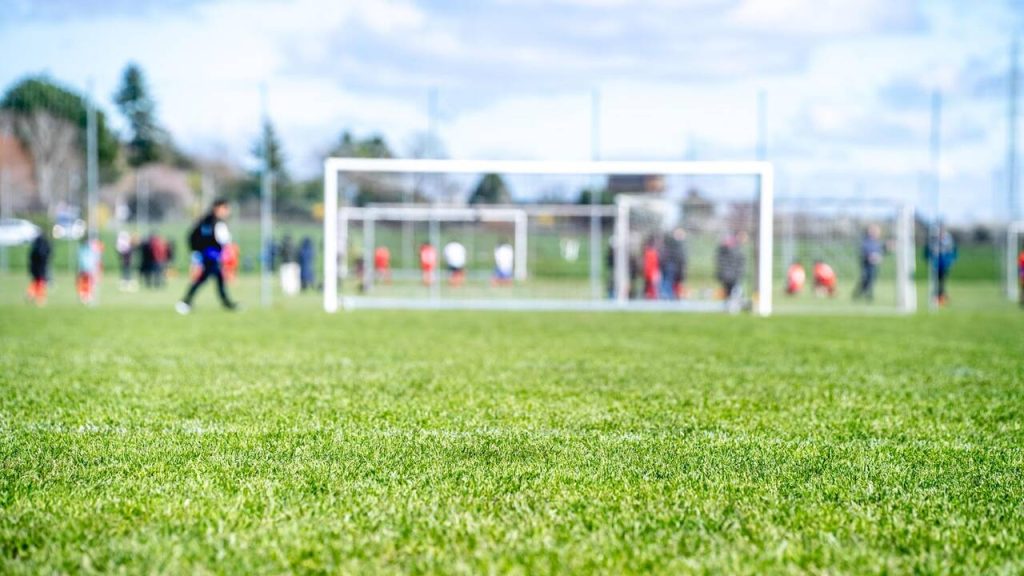 Quand le sport devient un cirque : les absurdités des villes RN et leurs dirigeants conservateurs