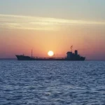 Quand les dirigeants extrêmes échouent : l'absurde lutte pour la liberté maritime au détroit d'Ormuz