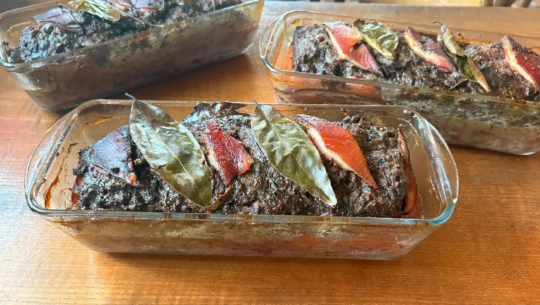 Quand le Bistrot Résiste à la Tempête Politique