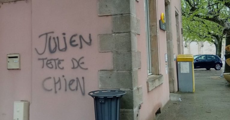 Quand la démocratie locale se transforme en graffiti : le maire de Saint-Julien-en-Saint-Alban sous le feu des tags