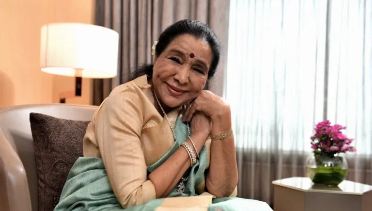 Asha Bhosle : La voix emblématique de Bollywood s&rsquo;éteint