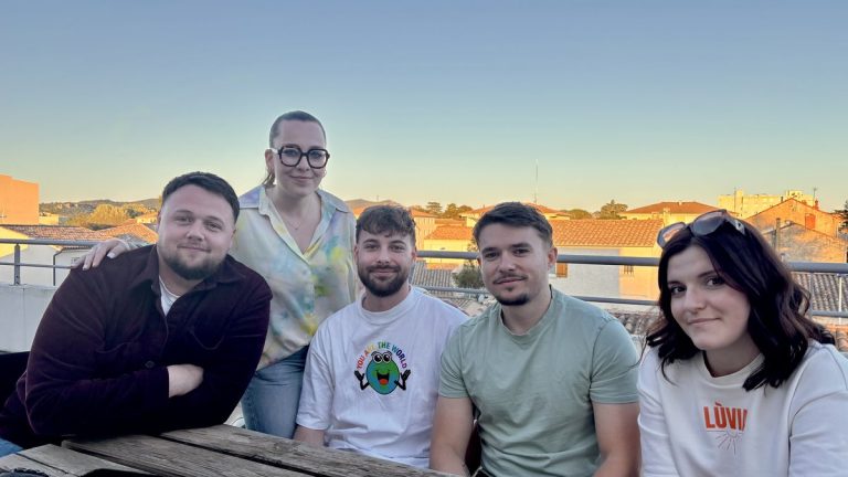 Quand la fête devient un acte de résistance : le collectif Lùvia à Bagnols-sur-Cèze