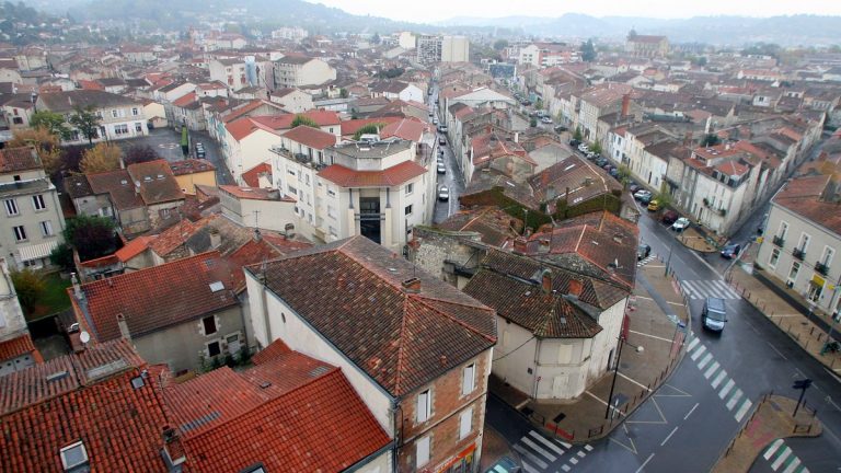 Odeurs nauséabondes à Agen : Quand l&rsquo;absurde devient quotidien