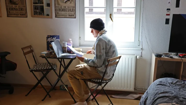 La France en mode « privation matérielle » : un indicateur alarmant de notre époque