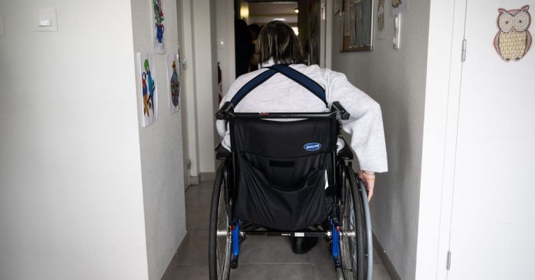 La Révolte des Auxiliaires de Vie : Quand les Salaires S&rsquo;effondrent