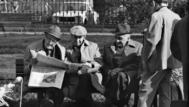 La vieillesse : entre désir de vie et déni collectif