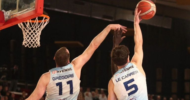 Comment 500 supporters de l&rsquo;US Laval ont envahi Bercy pour la finale de la coupe de France