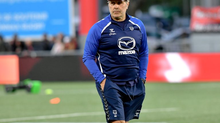 Déception et Fierté : Les Réactions de Mauricio Reggiardo Après la Défaite du SUA