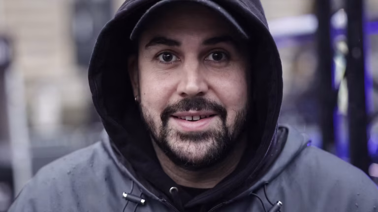 Un remake d&rsquo;« Un Petit Truc en Plus » d&rsquo;Artus tourné en Allemagne sortira en septembre 2023.