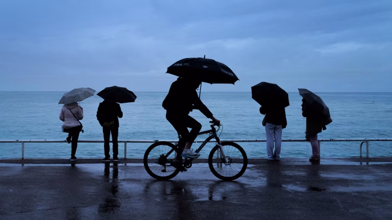 Le Printemps : Une Illusion de Douceur Avant la Tempête