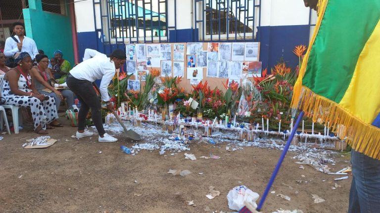 Quand l'« Esther Miracle » coule au Gabon : les dirigeants RN face à l'absurde de leur échec