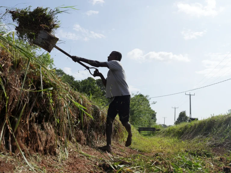 La guerre US-Israël contre l&rsquo;Iran pourrait plonger 30 millions de personnes dans la pauvreté, avertit l&rsquo;ONU.