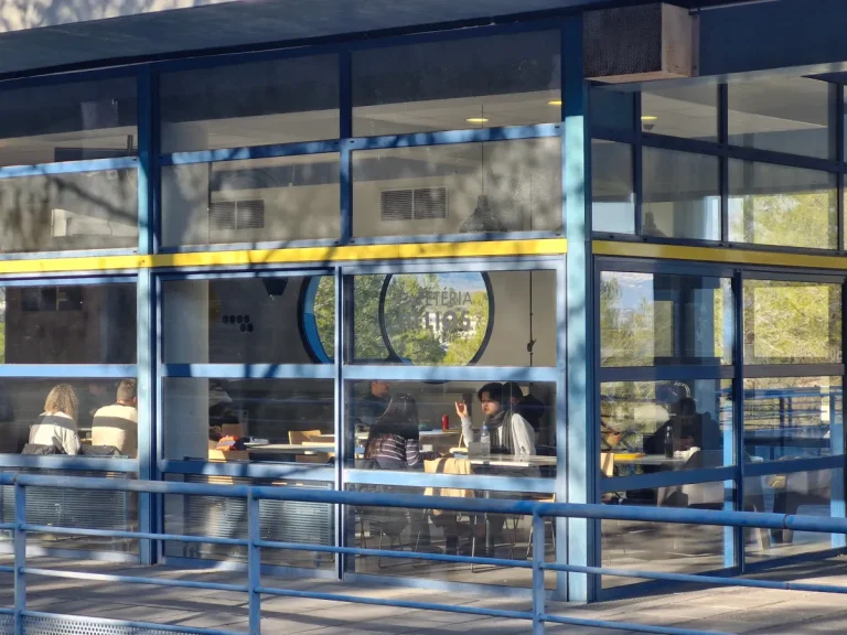 La Malbouffe Étudiante : Un Défi à Relever