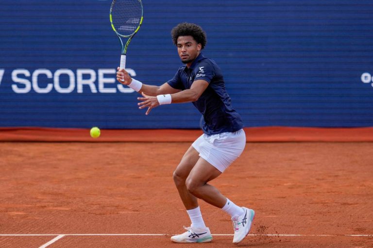 Arthur Fils : La Nouvelle Étoile du Tennis ou Simple Éclair de Génie ?