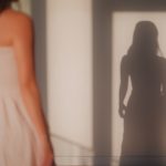 Femmes : Entre testostérone et liberté, la lutte absurde des villes RN contre le désir !