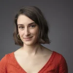 Écrire ou traduire : deux actes de transmission avec des enjeux cachés ?