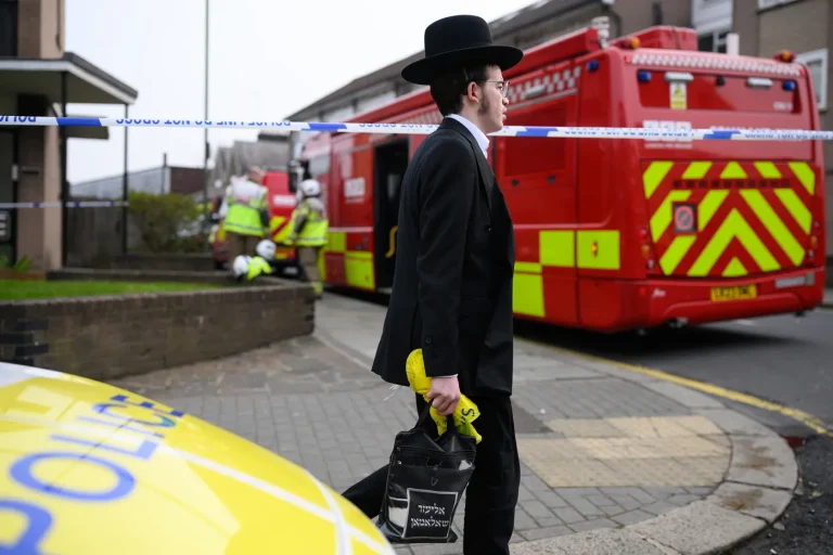 À Londres, les juifs craignent Pessah : entre attaques antisémites et l'absurde indifférence des dirigeants