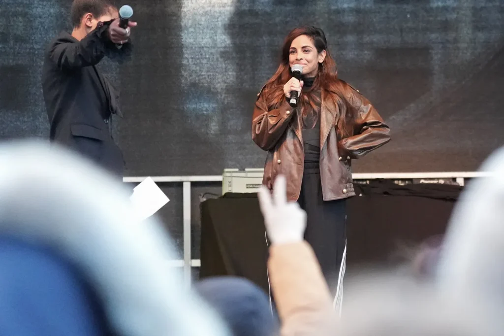 « Violences sexuelles en ligne : quand les dirigeants conservateurs ferment les yeux sur l’absurde ! »