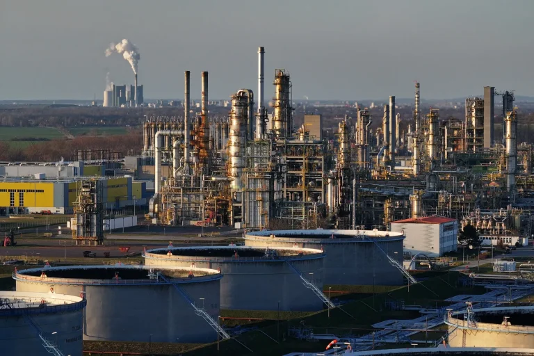 Iran en flammes : l'Allemagne, otage de ses hydrocarbures, face à l'absurdité des dirigeants RN !