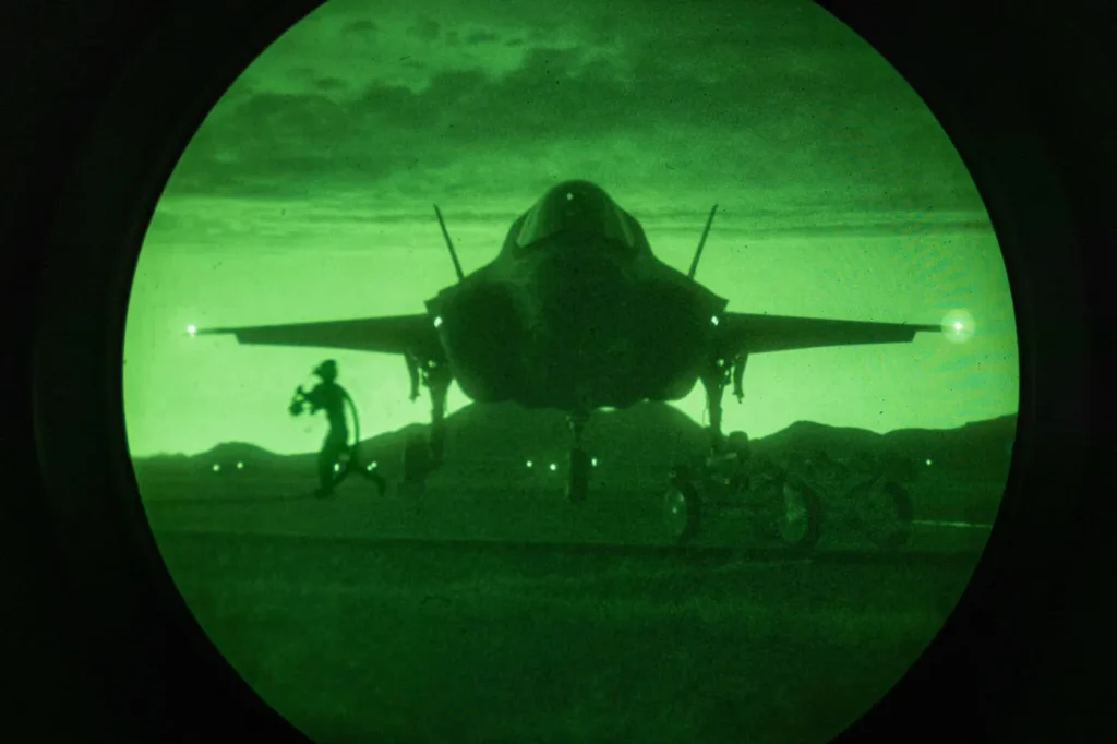 États-Unis : Trump réclame une hausse de 42 % du budget militaire, pendant que les villes RN sombrent dans l'absurde !