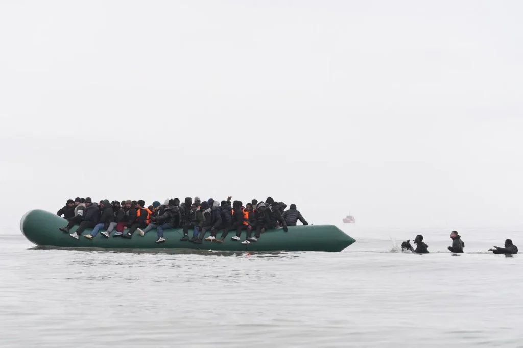 Méditerranée : 70 migrants disparus, mais les dirigeants RN préfèrent blâmer les vagues !