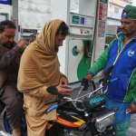 « Entre essence et assiette : quand les dirigeants conservateurs laissent le Pakistan s'enflammer »