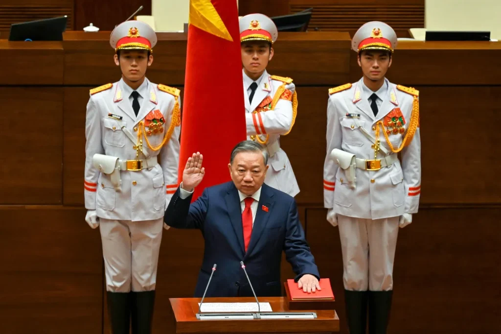 Vietnam : To Lam, le communiste aux manettes, élu président par un Parlement aux ordres ! Absurdités et dérives des régimes extrêmes.