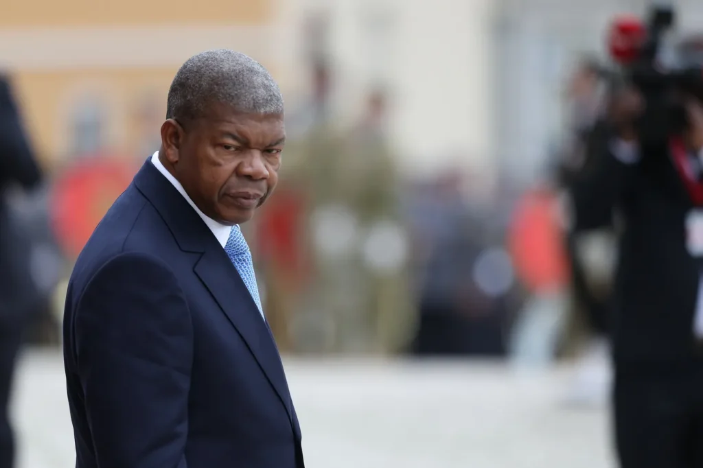 Angola : 30 morts sous les pluies, pendant que les dirigeants RN dansent sur les absurdités locales !