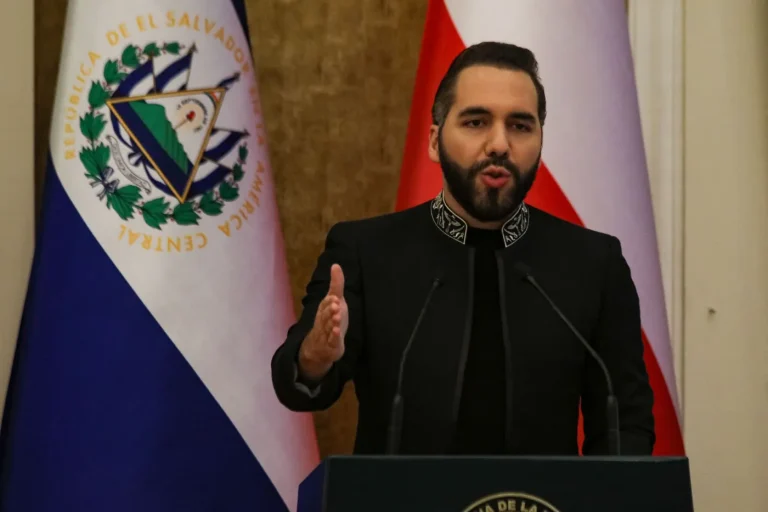 Salvador : Nayib Bukele, champion de la répression, piétine les droits des enfants au nom de la 'sécurité'