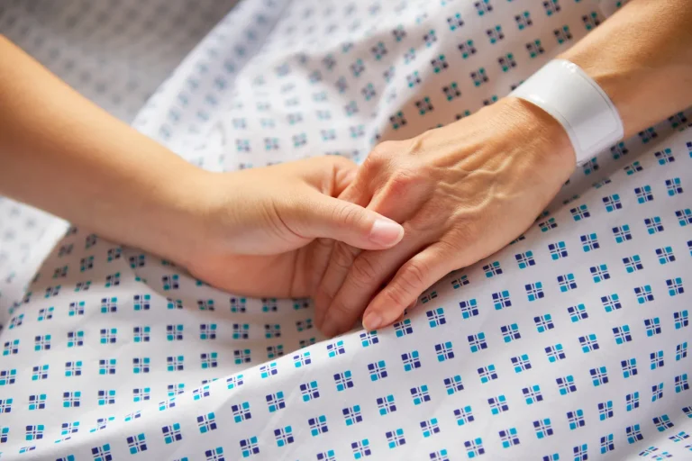 Légaliser le suicide assisté : un pas vers l’abîme éthique ?