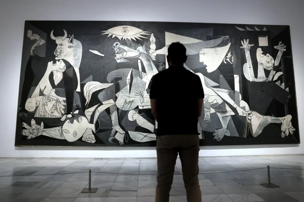 Espagne : le 'Guernica' de Picasso, symbole d'une lutte absurde entre conservateurs et extrêmes !